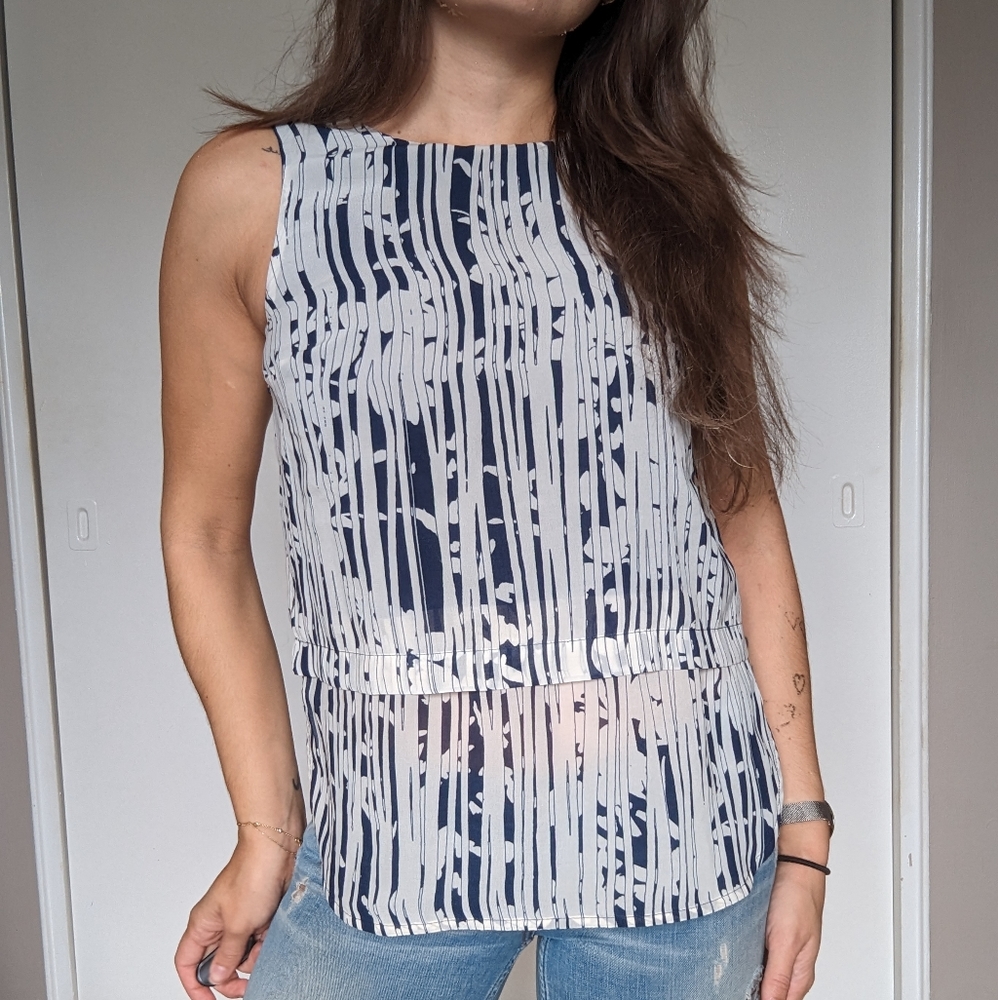 Banana flowy layered blouse